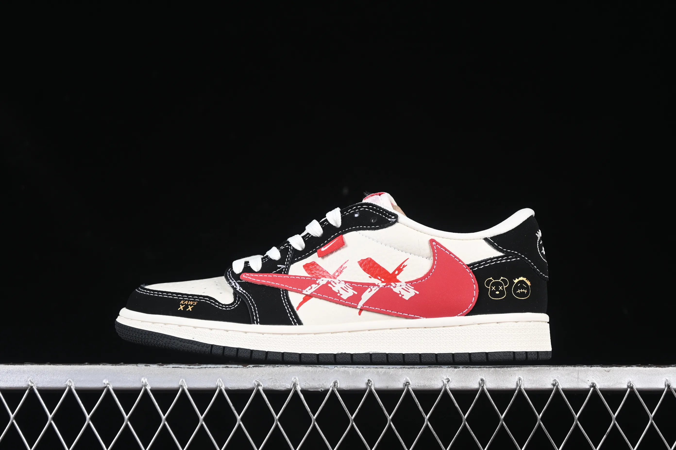 All categories Air Jordan Jordan series basketball shoes Air Jordan 1 Low High-end customized low-top sneakers Air Jordan 1 Low OG SP AJ1 Joe 1 violent bear joint graffiti red hook low-top cultural casual sneakers XS2024-024